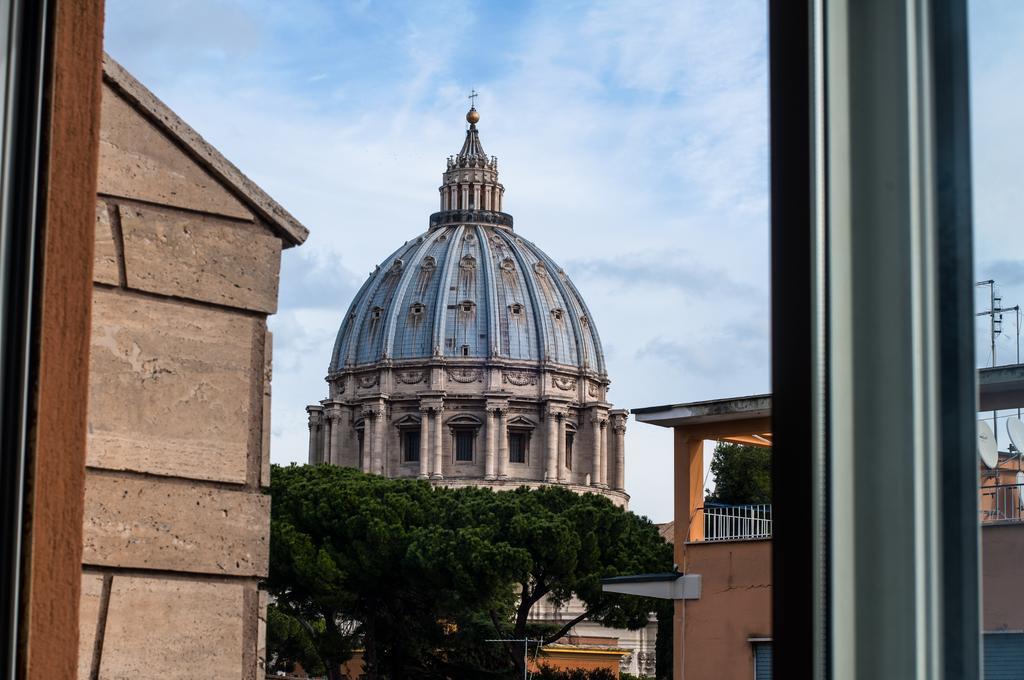 Vatican Balcony 로마 외부 사진